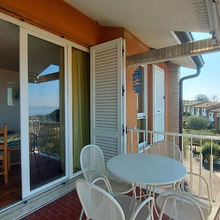 Panoramic Apartment Бардолино Экстерьер фото