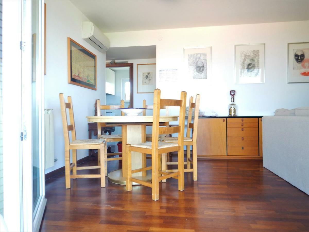 Panoramic Apartment Бардолино Экстерьер фото