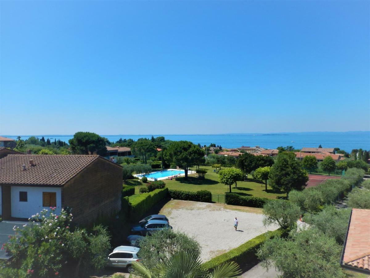 Panoramic Apartment Бардолино Экстерьер фото